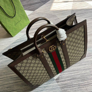 Gucci shopping