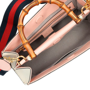 Gucci
Pink and White Calfskin Small Nymphaea Top Handle Bag Gold Hardware